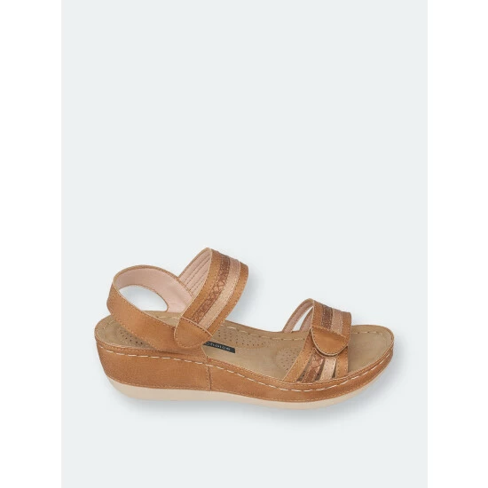 GC SHOES Samar Tan Wedge Sandals 4 GC SHOES Samar Tan Wedge Sandals - Image 2