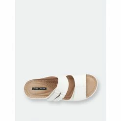 GC SHOES Doreen White Wedge Sandals 8 GC SHOES Doreen White Wedge Sandals -GC SHOES Shop unnamed file 1355
