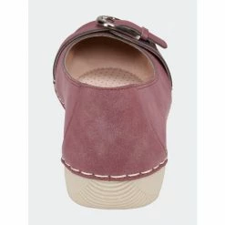 GC SHOES Byron Burgundy Flat Sandals Flats 10 GC SHOES Byron Burgundy Flat Sandals Flats -GC SHOES Shop unnamed file 1453