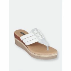 GC SHOES Garson White Wedge Sandals