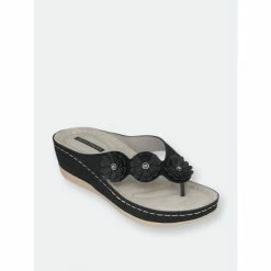 GC SHOES Ammie Black Wedge Sandals