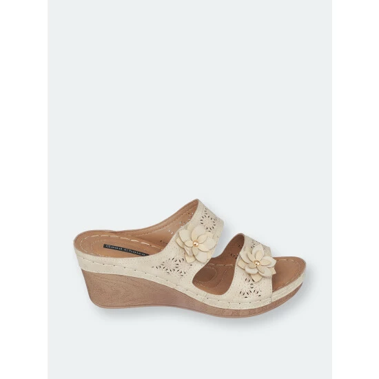 GC SHOES Cie Gold Wedge Sandals 4 GC SHOES Cie Gold Wedge Sandals - Image 2